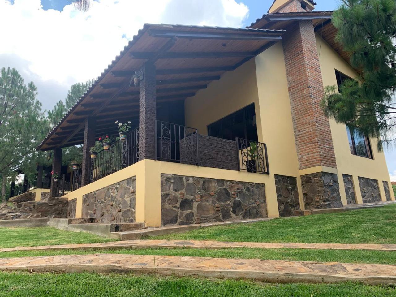 Cabana No.7 Puerta Del Bosque Mazamitla. מראה חיצוני תמונה
